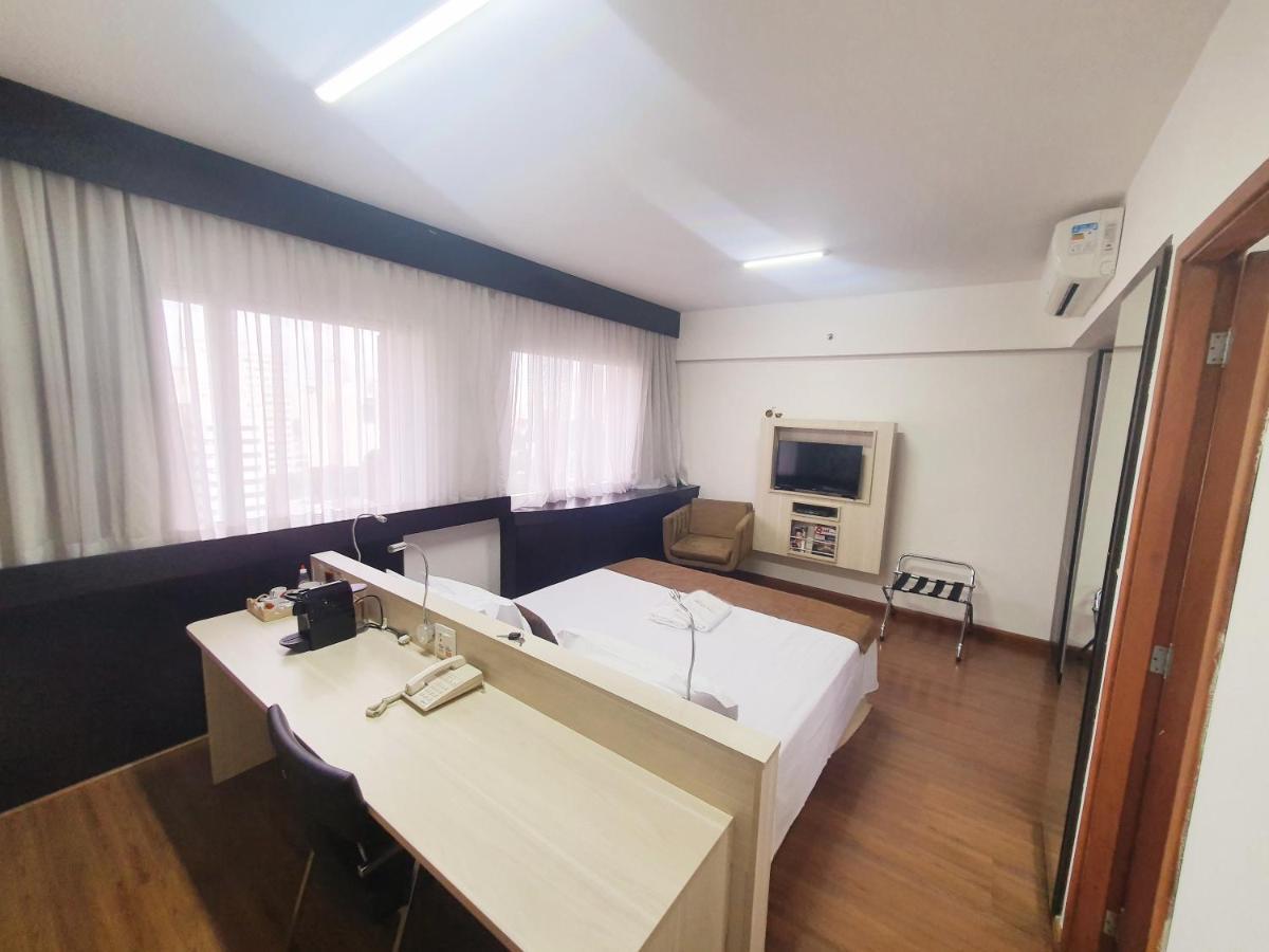 Lindo Flat Em Hotel 4 Estrelas Na Bela Vista Сан-Пауло Экстерьер фото